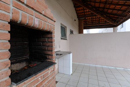 Apartamento para alugar com 57m², 2 quartos e 1 vaga Apartamento para alugar com 57m², 2 quartos e 1 vagaÁrea Comum - Churrasqueira