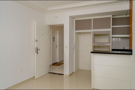 Apartamento para alugar com 58m², 2 quartos e 1 vaga Apartamento para alugar com 58m², 2 quartos e 1 vagaSala