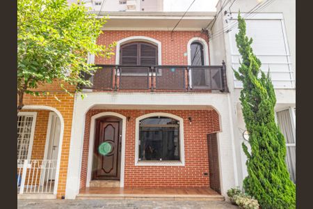 Casa para alugar com 100m², 2 quartos e 1 vaga Casa para alugar com 100m², 2 quartos e 1 vagaFachada da Casa