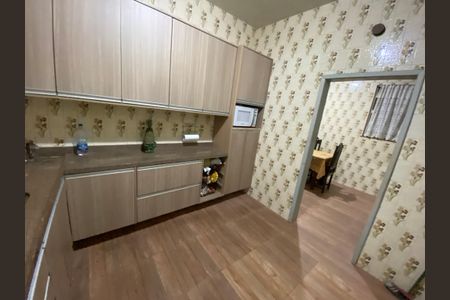 Casa à venda com 200m², 2 quartos e sem vaga Casa à venda com 200m², 2 quartos e sem vagaCozinha