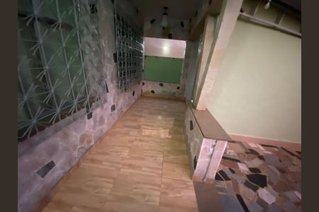 Casa à venda com 200m², 2 quartos e sem vaga Casa à venda com 200m², 2 quartos e sem vagaQuintal