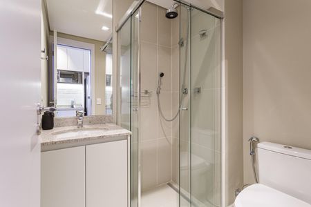 Banheiro de kitnet/studio à venda com 1 quarto, 26m² em Planalto Paulista, São Paulo