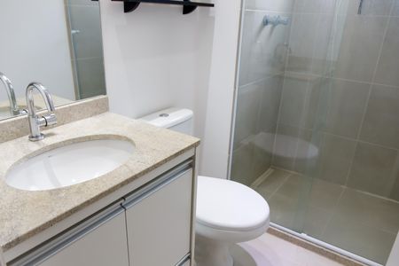 Apartamento à venda com 62m², 2 quartos e 2 vagas Apartamento à venda com 62m², 2 quartos e 2 vagasBanheiro da Suíte 2