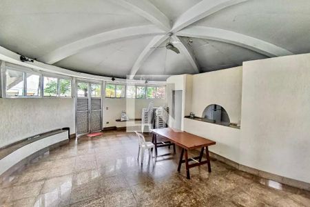 Apartamento à venda com 67m², 2 quartos e 1 vaga Apartamento à venda com 67m², 2 quartos e 1 vagaÁrea comum - Churrasqueira