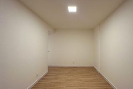 Apartamento para alugar com 130m², 3 quartos e sem vaga Apartamento para alugar com 130m², 3 quartos e sem vagaSuíte