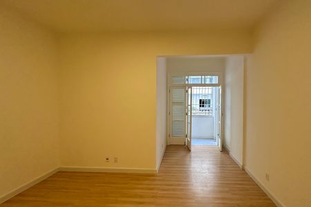 Apartamento para alugar com 130m², 3 quartos e sem vaga Apartamento para alugar com 130m², 3 quartos e sem vagaQuarto 02