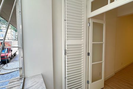 Apartamento para alugar com 130m², 3 quartos e sem vaga Apartamento para alugar com 130m², 3 quartos e sem vagaQuarto 02