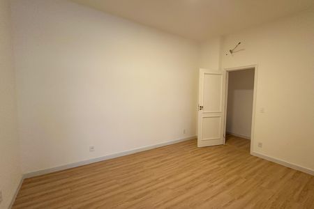 Apartamento para alugar com 130m², 3 quartos e sem vaga Apartamento para alugar com 130m², 3 quartos e sem vagaQuarto 02