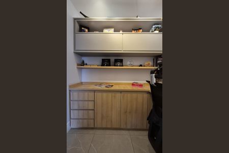 Apartamento à venda com 115m², 3 quartos e 2 vagasEscritório