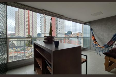 Apartamento à venda com 115m², 3 quartos e 2 vagasVaranda