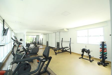 Apartamento para alugar com 100m², 3 quartos e 2 vagasÁrea comum - Academia