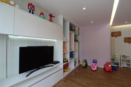 Apartamento para alugar com 100m², 3 quartos e 2 vagasÁrea comum - Brinquedoteca