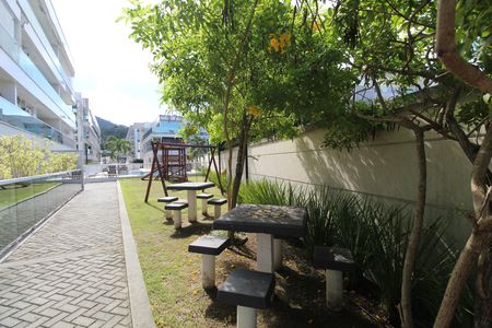 Apartamento para alugar com 100m², 3 quartos e 2 vagasÁrea comum - Área Externa