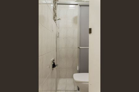 Casa à venda com 170m², 4 quartos e 2 vagasBanheiro do Quarto de Serviço