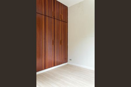 Casa à venda com 170m², 4 quartos e 2 vagasSuíte 1