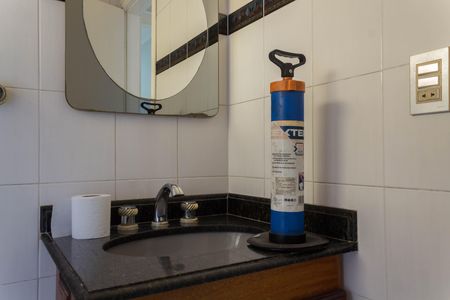 Casa à venda com 170m², 4 quartos e 2 vagasBanheiro da Suíte 1
