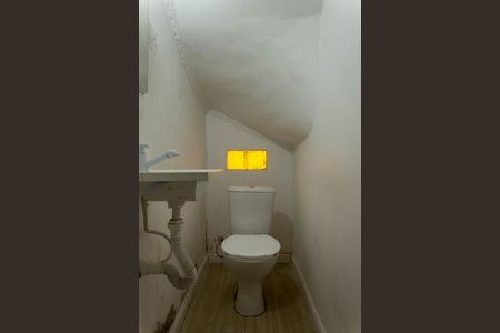 Casa à venda com 170m², 4 quartos e 2 vagasLavabo