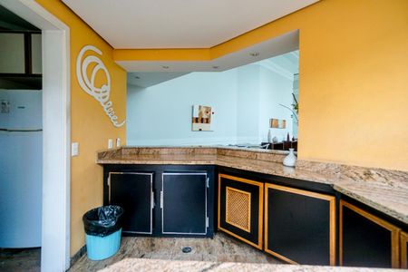 Apartamento à venda com 230m², 4 quartos e 3 vagas Área comum  Copa do salão de festas