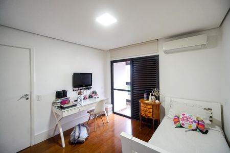 Apartamento à venda com 230m², 4 quartos e 3 vagasSuíte 02