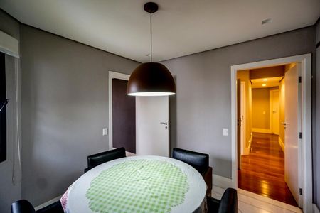 Apartamento à venda com 230m², 4 quartos e 3 vagasCopa