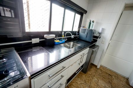 Apartamento à venda com 230m², 4 quartos e 3 vagasPia