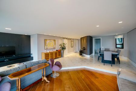 Apartamento à venda com 230m², 4 quartos e 3 vagasSala