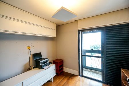 Apartamento à venda com 230m², 4 quartos e 3 vagasQuarto