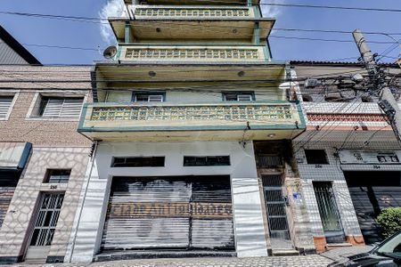 Apartamento à venda com 76m², 2 quartos e sem vagaFachada - Plaquinha