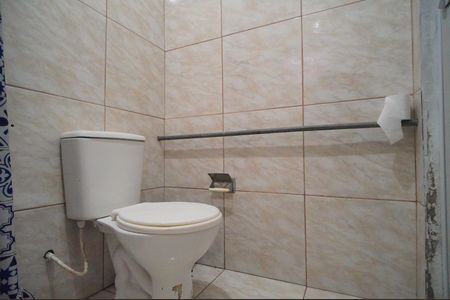 Casa à venda com 180m², 4 quartos e 2 vagasBanheiro 2