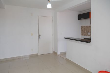 Apartamento para alugar com 45m², 2 quartos e 1 vaga Apartamento para alugar com 45m², 2 quartos e 1 vagaSala