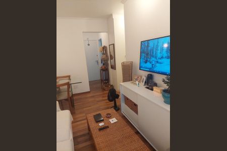 Apartamento à venda com 40m², 1 quarto e 1 vagaFoto 02
