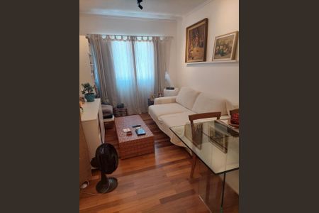 Apartamento à venda com 40m², 1 quarto e 1 vagaFoto 01