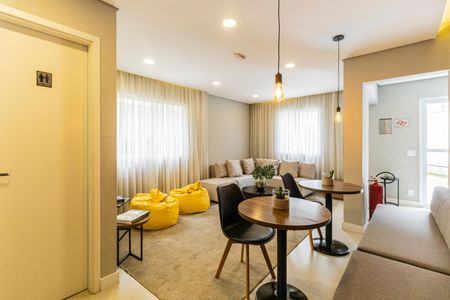 Studio para alugar com 30m², 1 quarto e sem vaga Studio para alugar com 30m², 1 quarto e sem vagaSalão de Festas