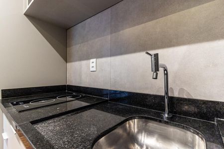 Studio para alugar com 30m², 1 quarto e sem vaga Studio para alugar com 30m², 1 quarto e sem vagaCozinha