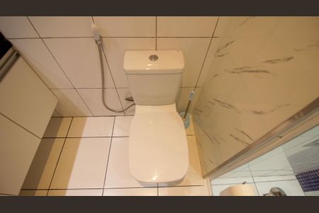 Apartamento para alugar com 64m², 3 quartos e 1 vaga Apartamento para alugar com 64m², 3 quartos e 1 vagaBanheiro