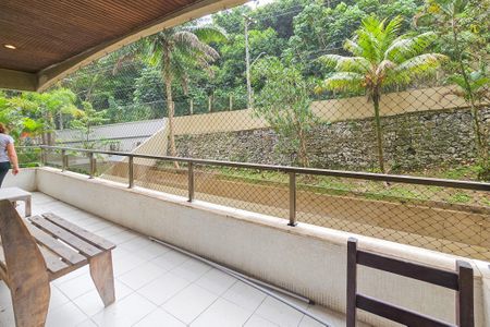 Apartamento para alugar com 107m², 2 quartos e 2 vagasVaranda