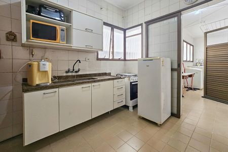 Apartamento para alugar com 107m², 2 quartos e 2 vagasCozinha