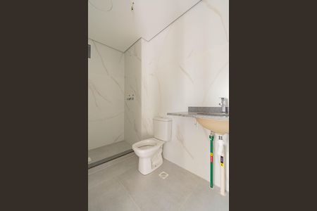 Apartamento à venda com 61m², 2 quartos e 1 vaga Apartamento à venda com 61m², 2 quartos e 1 vagaBanheiro