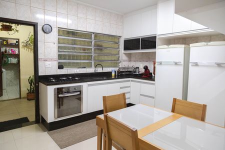 Casa à venda com 138m², 3 quartos e 1 vaga Casa à venda com 138m², 3 quartos e 1 vagaCozinha