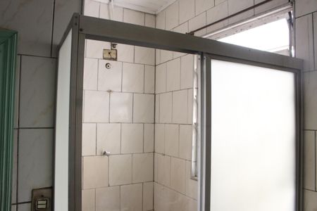 Casa para alugar com 130m², 1 quarto e 6 vagasBanheiro