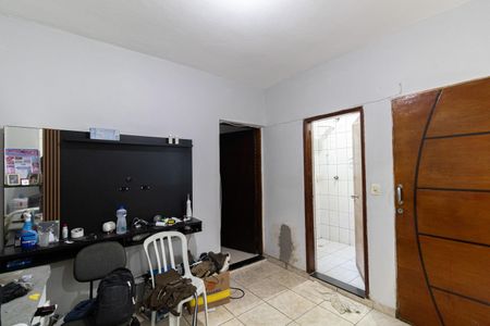 Casa à venda com 250m², 3 quartos e 1 vagaSala