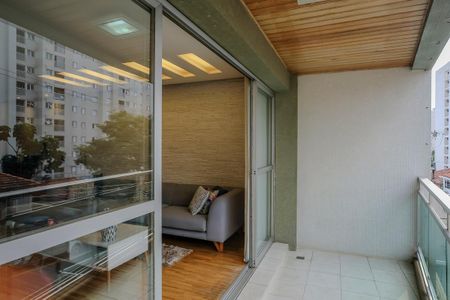 Apartamento à venda com 145m², 3 quartos e 2 vagasVaranda