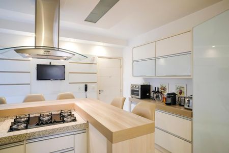Apartamento à venda com 145m², 3 quartos e 2 vagasCozinha
