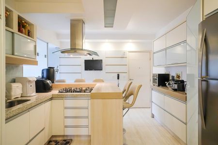 Apartamento à venda com 145m², 3 quartos e 2 vagasCozinha