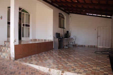 Casa à venda com 358m², 3 quartos e 4 vagasQuintal