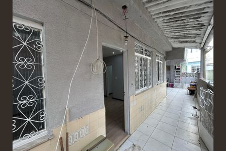 Casa para alugar com 60m², 2 quartos e sem vagaVaranda
