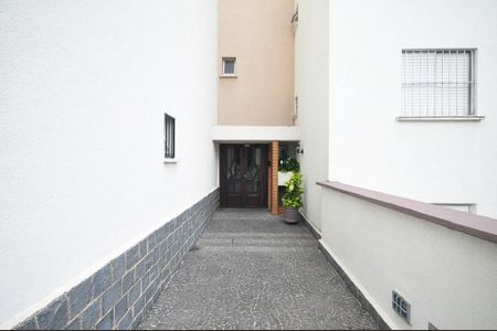 Apartamento para alugar com 56m², 2 quartos e 1 vagaÁrea comum - Entrada