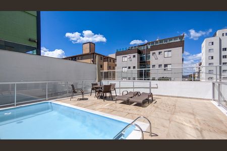 Apartamento para alugar com 95m², 3 quartos e 2 vagas Apartamento para alugar com 95m², 3 quartos e 2 vagasÁrea comum - Piscina