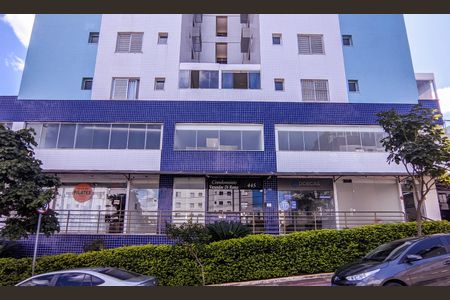 Apartamento para alugar com 95m², 3 quartos e 2 vagas Apartamento para alugar com 95m², 3 quartos e 2 vagasFachada