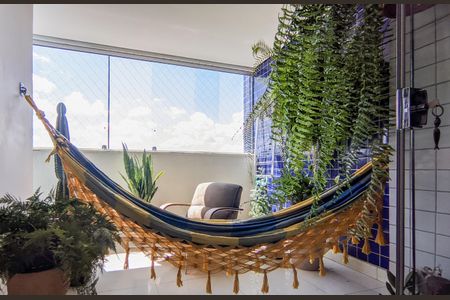 Apartamento para alugar com 95m², 3 quartos e 2 vagas Apartamento para alugar com 95m², 3 quartos e 2 vagasVaranda